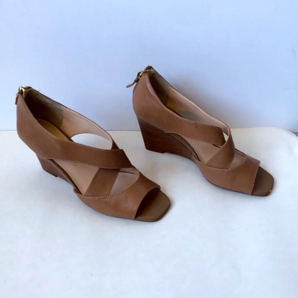 Franco Sarto Wedge Heels‎ Size 6.5